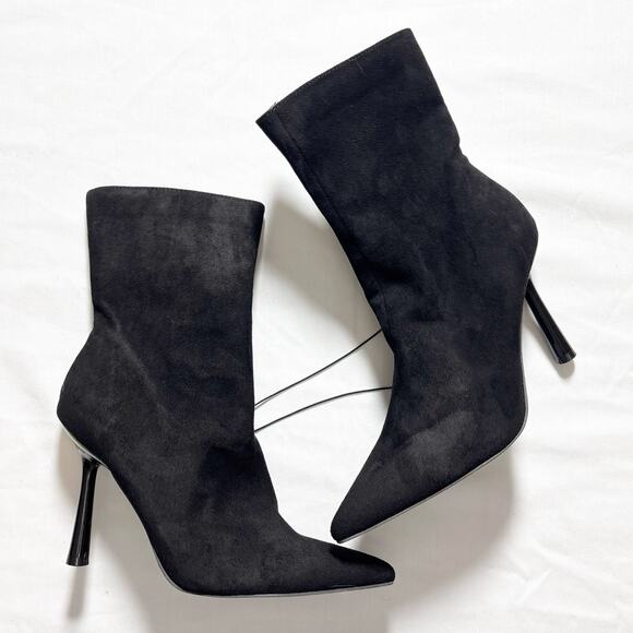 Forever 21 Shoes - NWOT Forever 21 Black Zip-up Faux Suede Ankle Booties